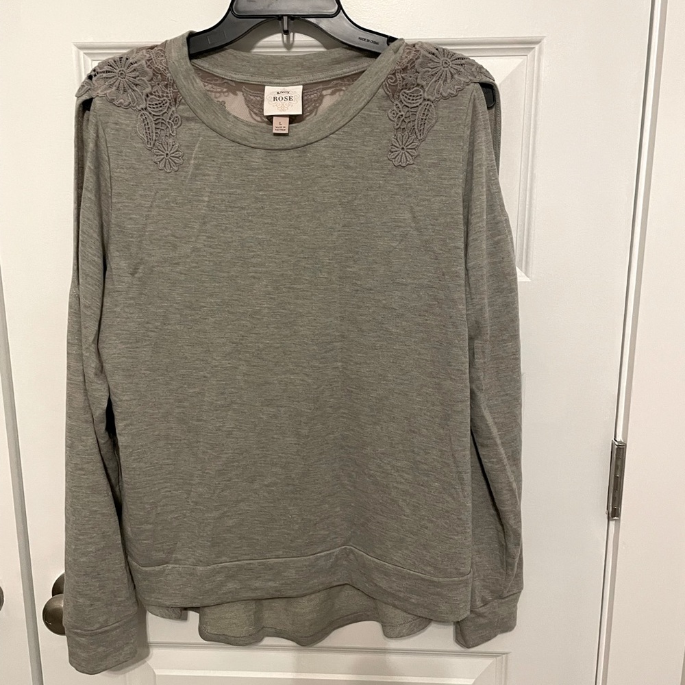 Knox Rose grey sweater large